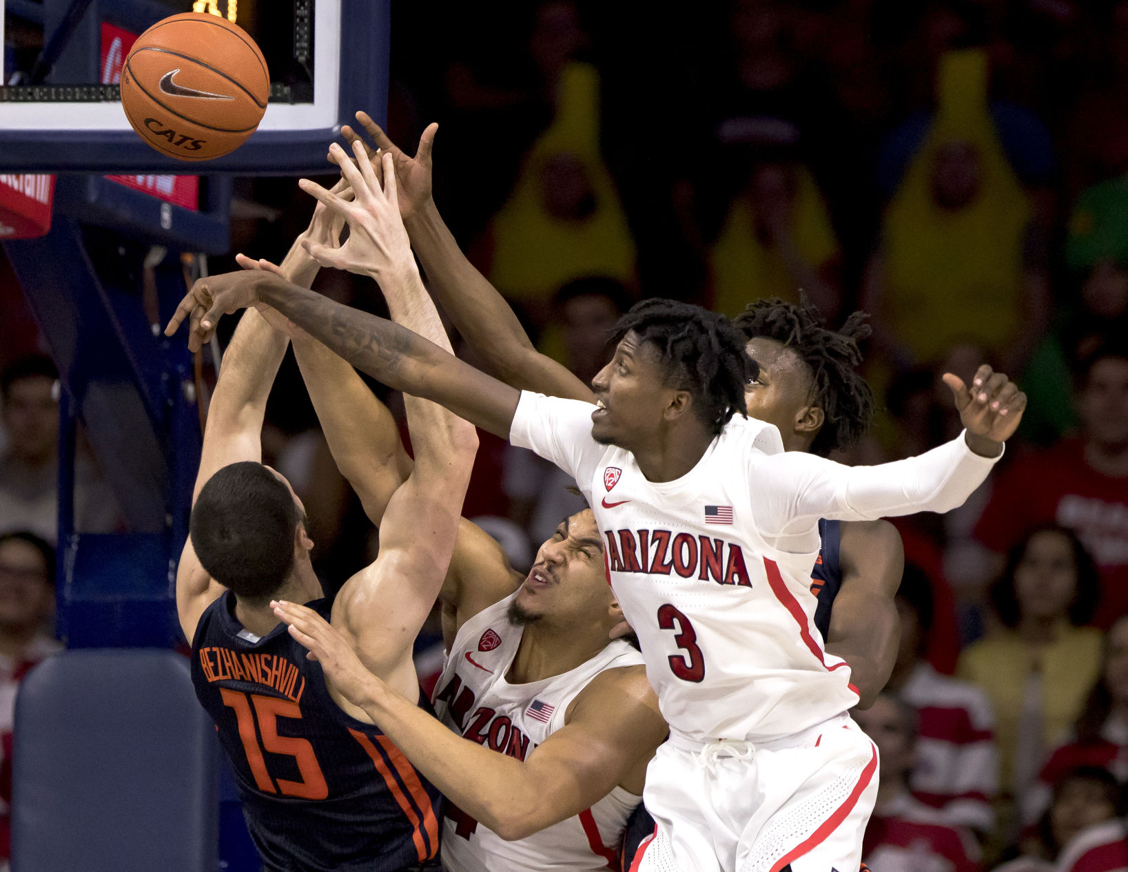 Arizona Wildcats vs Illinois Men's Basketball